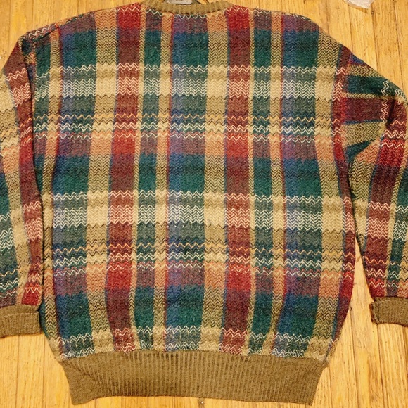 Boston Trader’s 90’s Beautiful Sweater - Picture 6 of 8